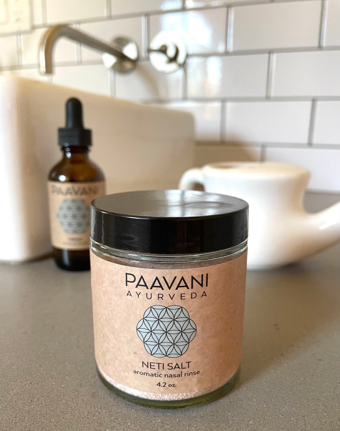 * Paavani Ayurveda - Aromatic Neti Salt with Essential Oils of Eucalyptus, Tea Tree, Peppermint and Rosemary 4 oz.-2